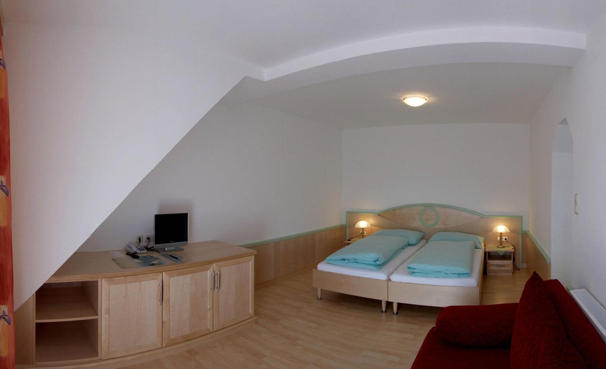 Hotel Zum Kirchenwirt Mariazell Kültér fotó