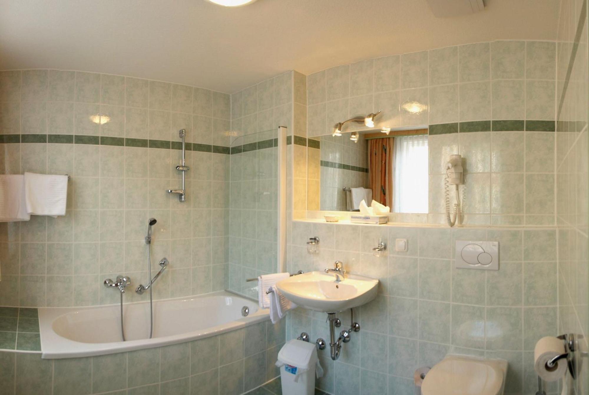 Hotel Zum Kirchenwirt Mariazell Kültér fotó