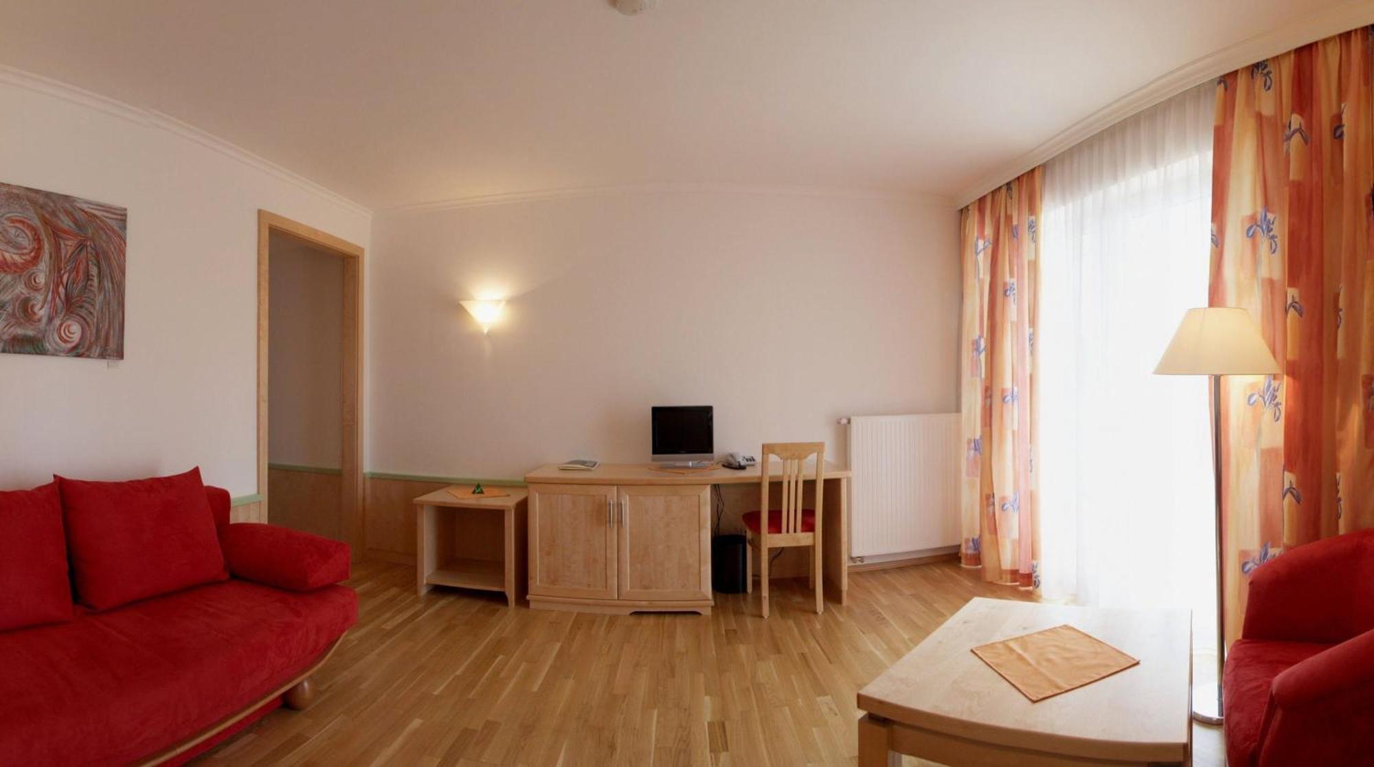 Hotel Zum Kirchenwirt Mariazell Kültér fotó
