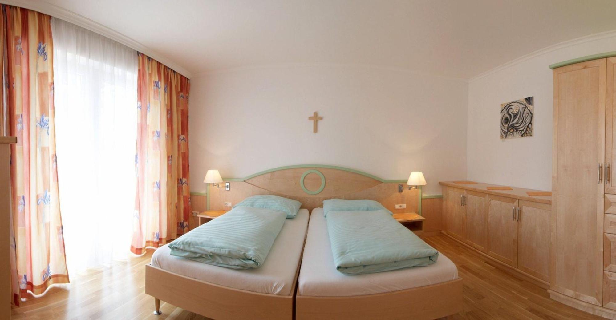 Hotel Zum Kirchenwirt Mariazell Kültér fotó